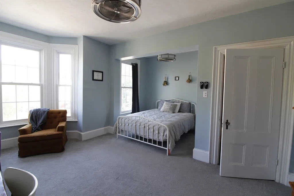 3 bed, 2.5 bath apartment for rent at 196 Dorchester St Unit 196, South Boston — photo 7 of 16