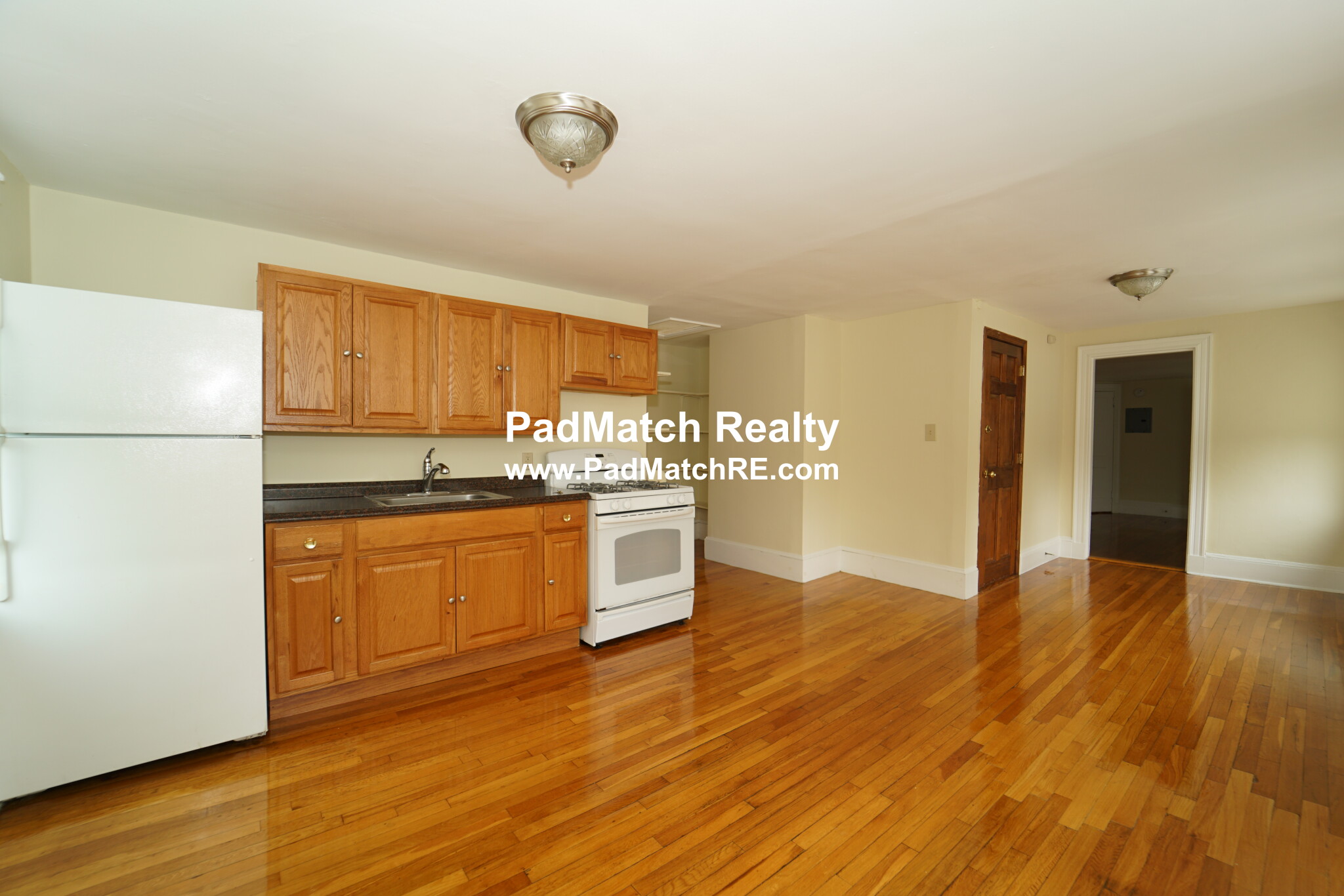 1 bed, 1 bath apartment for rent at 196 Fairmount Ave Unit 7, Hyde Park — photo 1 of 9