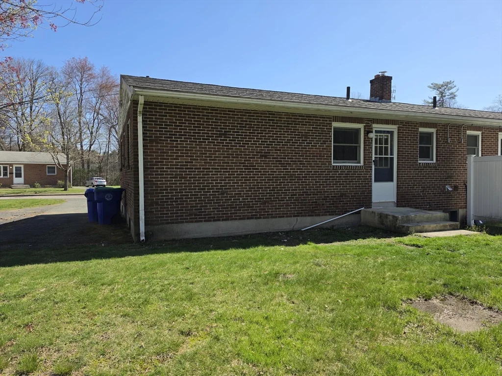 2 bed, 1 bath apartment for rent at 196 Manzella Ct Unit 0, Rockland — photo 14 of 14