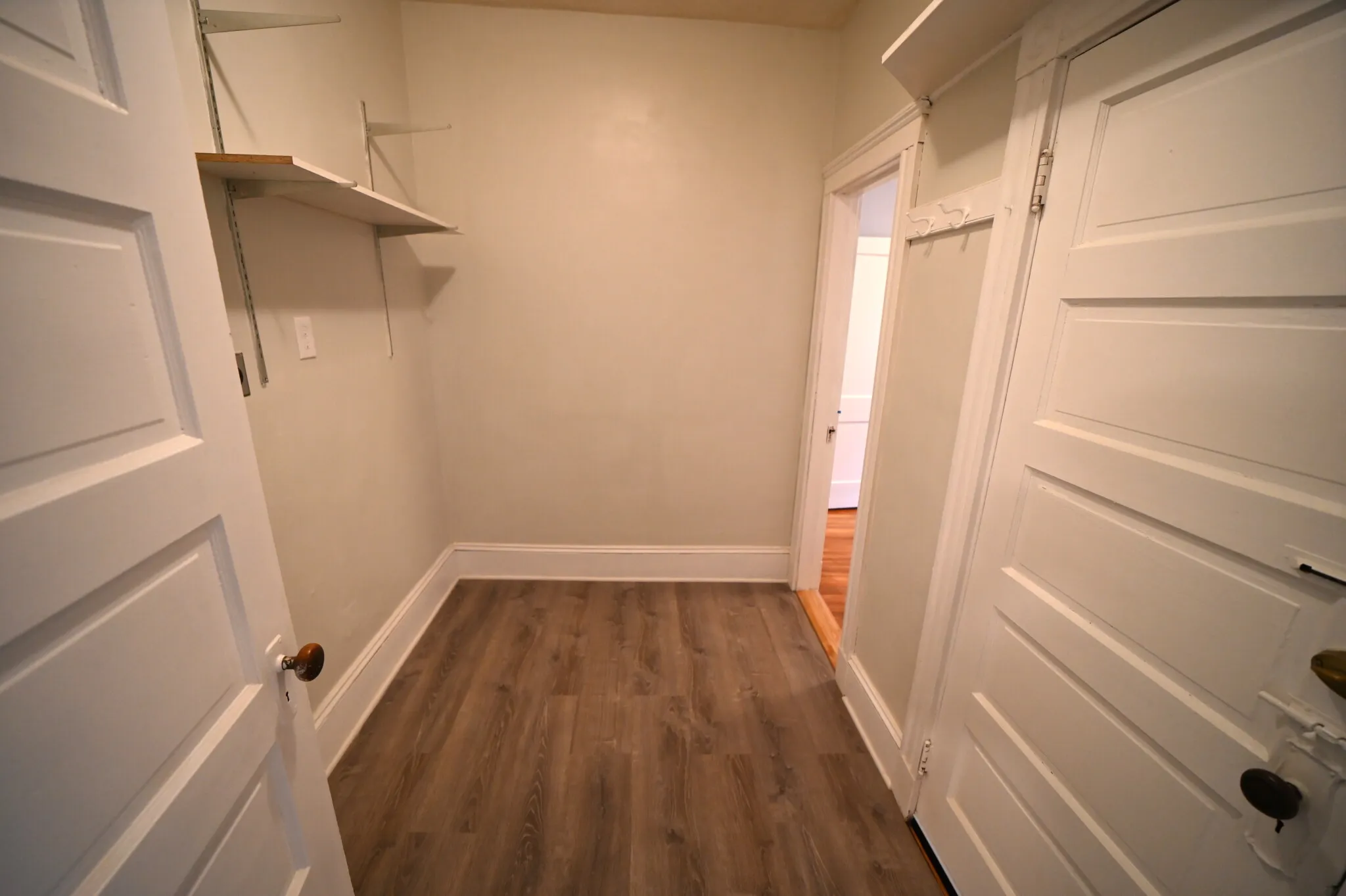 3 bed, 1.5 bath apartment for rent at 196 Saint Paul St Unit 2, Coolidge Corner — photo 16 of 27