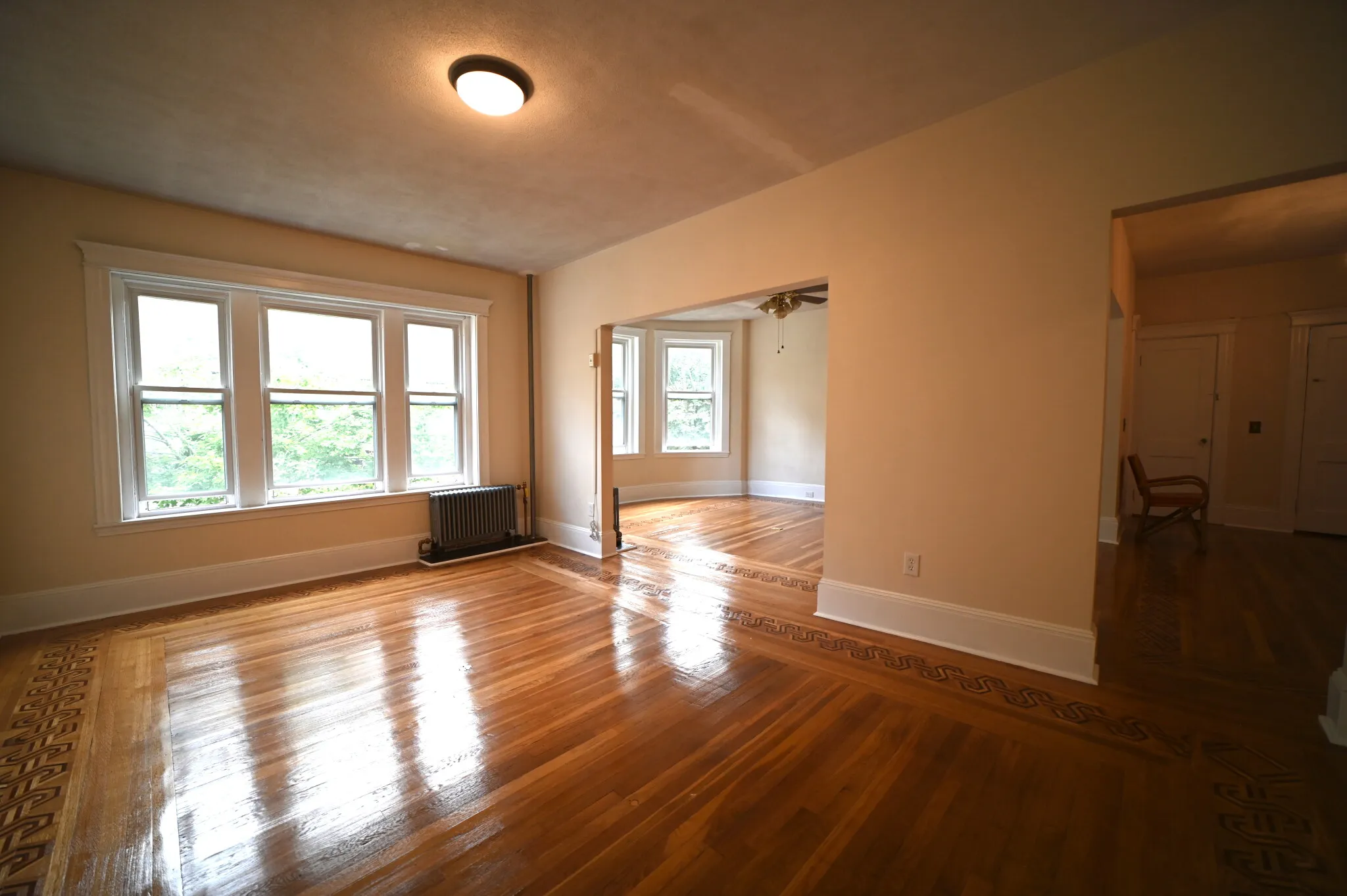 3 bed, 1.5 bath apartment for rent at 196 Saint Paul St Unit 2, Coolidge Corner — photo 8 of 27