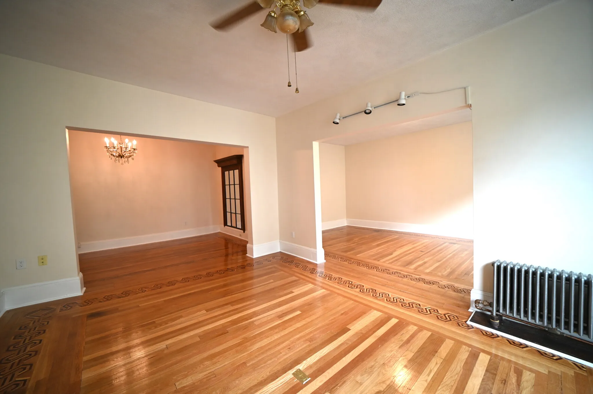 3 bed, 1.5 bath apartment for rent at 196 Saint Paul St Unit 2, Coolidge Corner — photo 6 of 27