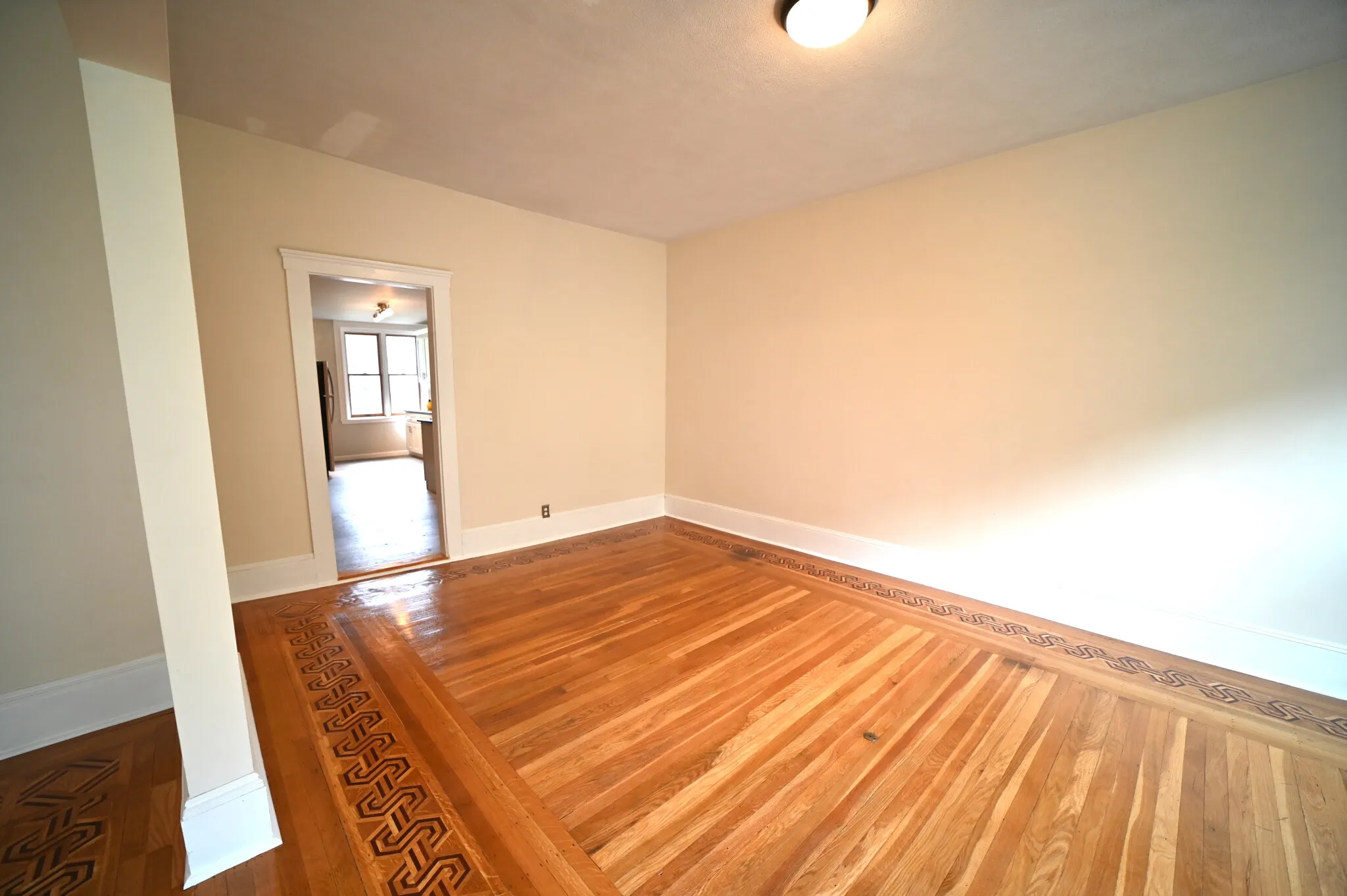 3 bed, 1.5 bath apartment for rent at 196 Saint Paul St Unit 2, Coolidge Corner — photo 12 of 27