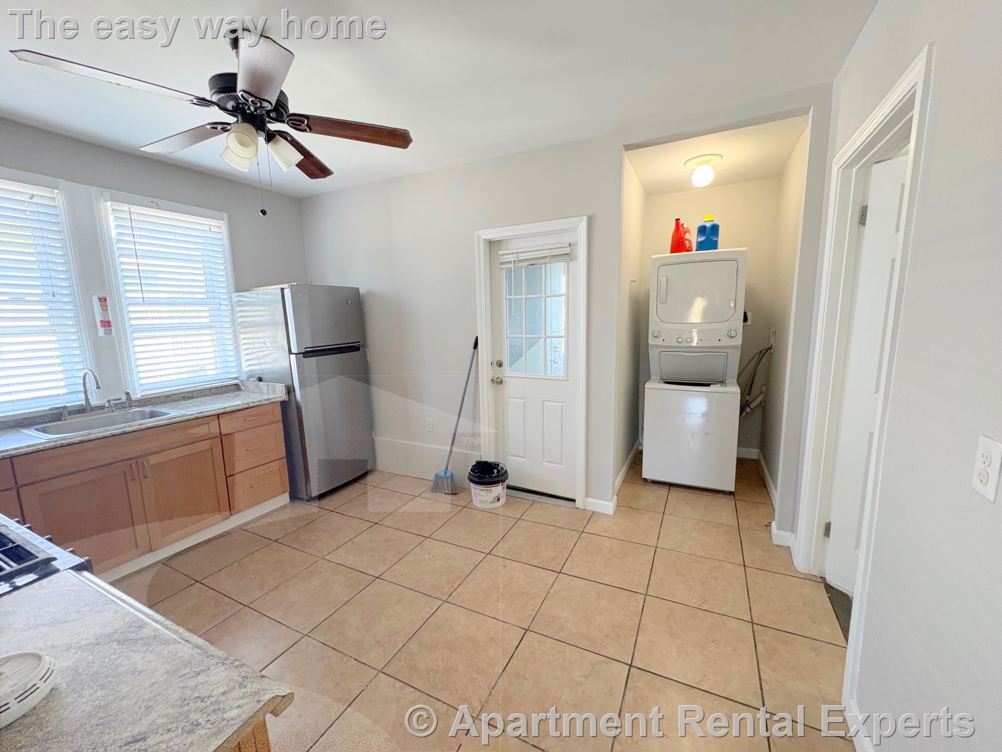 3 bed, 1 bath apartment for rent at 196 Sherman St Unit 3, North Cambridge — photo 3 of 10