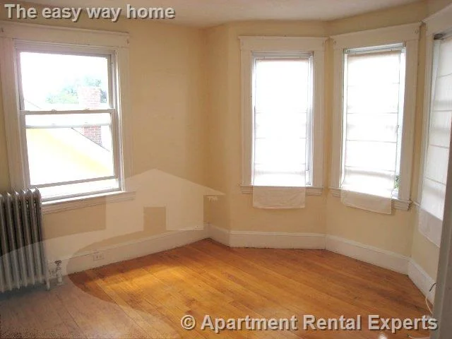 3 bed, 1 bath apartment for rent at 196 Sherman St Unit 3, North Cambridge — photo 2 of 6