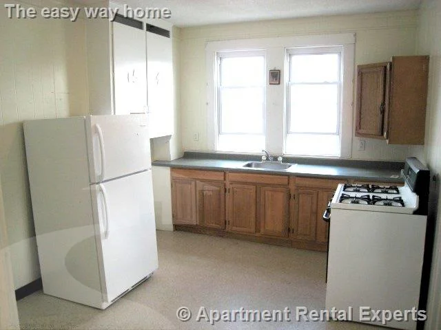 3 bed, 1 bath apartment for rent at 196 Sherman St Unit 3, North Cambridge — photo 1 of 6