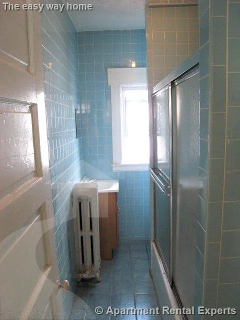 3 bed, 1 bath apartment for rent at 196 Sherman St Unit 3, North Cambridge — photo 4 of 6
