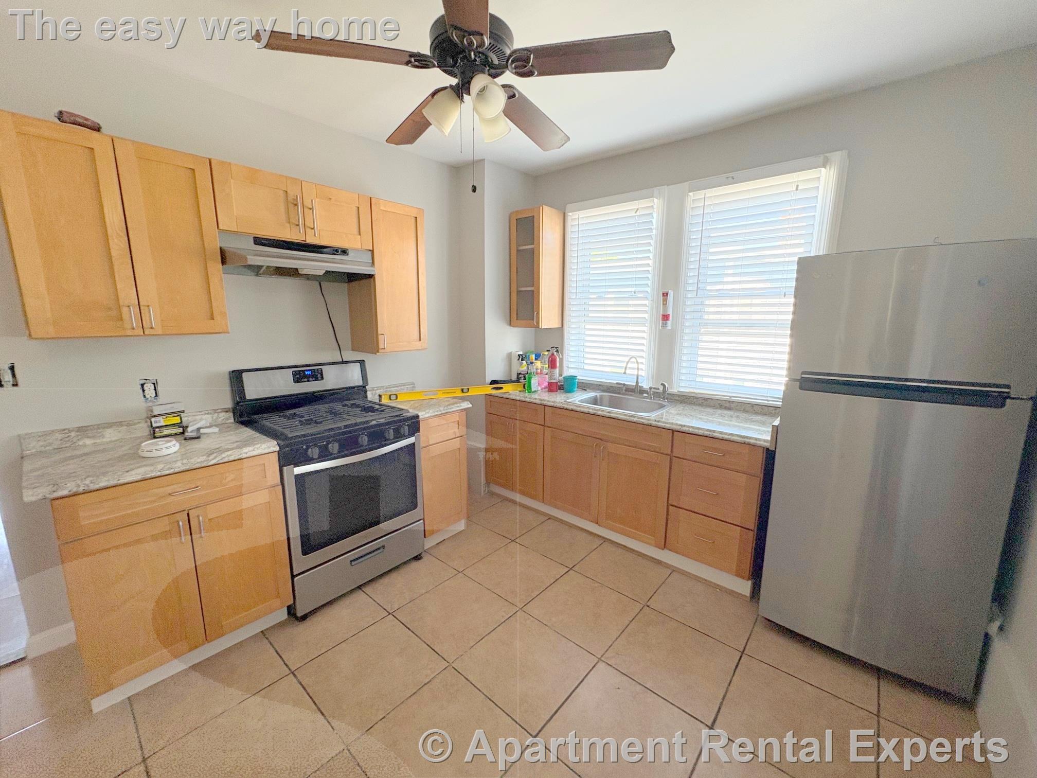 3 bed, 1 bath apartment for rent at 196 Sherman St Unit 3, North Cambridge — photo 1 of 10