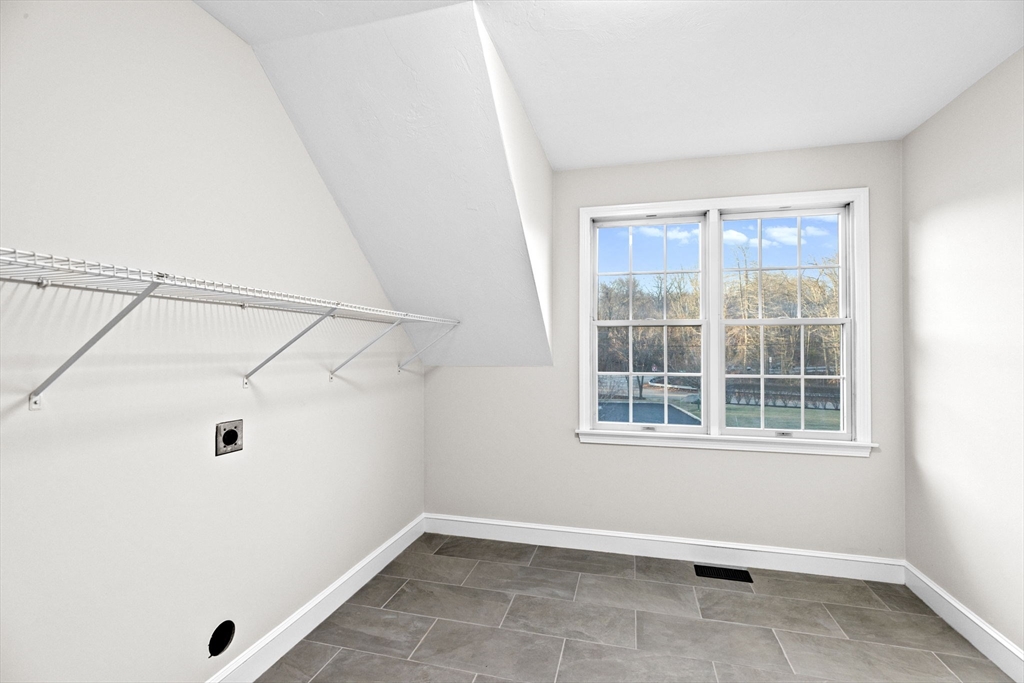 2 bed, 1 bath apartment for rent at 196 Summer St Unit 5, World's End — photo 20 of 23