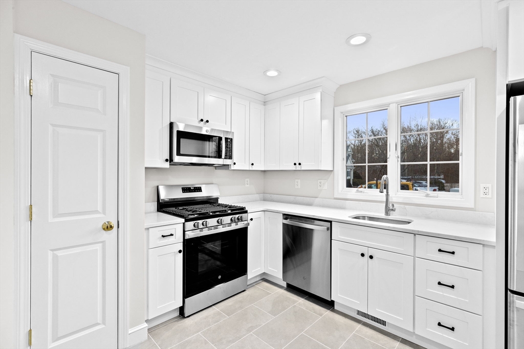 2 bed, 1 bath apartment for rent at 196 Summer St Unit 5, World's End — photo 4 of 23