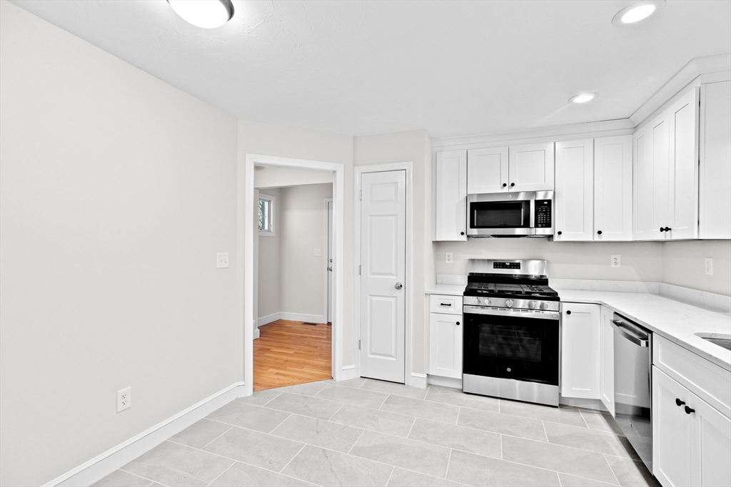 2 bed, 1 bath apartment for rent at 196 Summer St Unit 5, World's End — photo 6 of 23