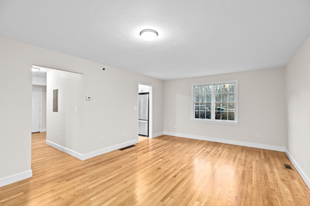 2 bed, 1 bath apartment for rent at 196 Summer St Unit 5, World's End — photo 11 of 23