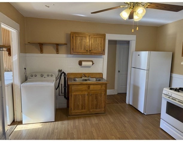 2 bed, 1 bath apartment for rent at 196 W Franklin St Unit 2, Holyoke — photo 2 of 20