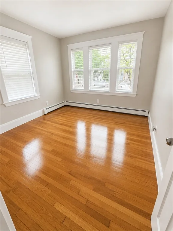 1 bed, 1 bath apartment for rent at 196 Washington St Unit 2, Lynn — photo 3 of 4