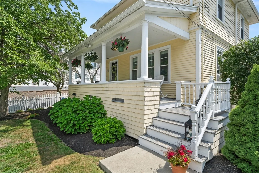 3 bed, 1 bath apartment for rent at 196 Waverley Rd, North Andover — photo 3 of 30
