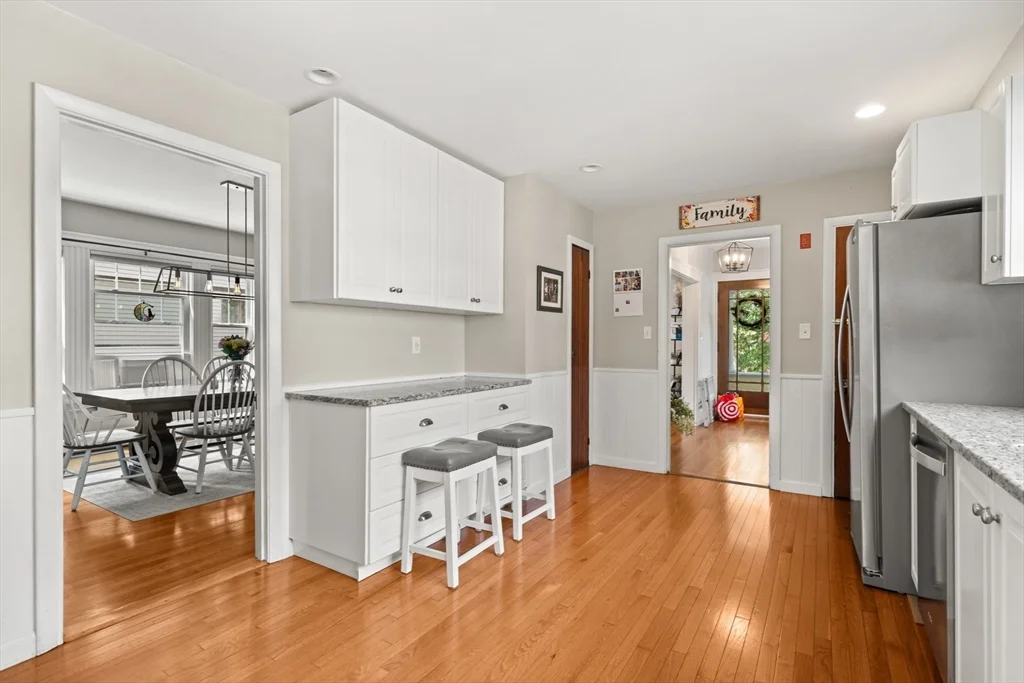 3 bed, 1 bath apartment for rent at 196 Waverley Rd, North Andover — photo 12 of 30