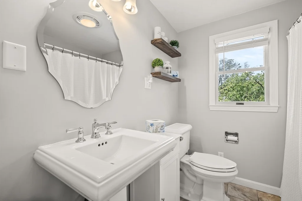 3 bed, 1 bath apartment for rent at 196 Waverley Rd, North Andover — photo 21 of 30