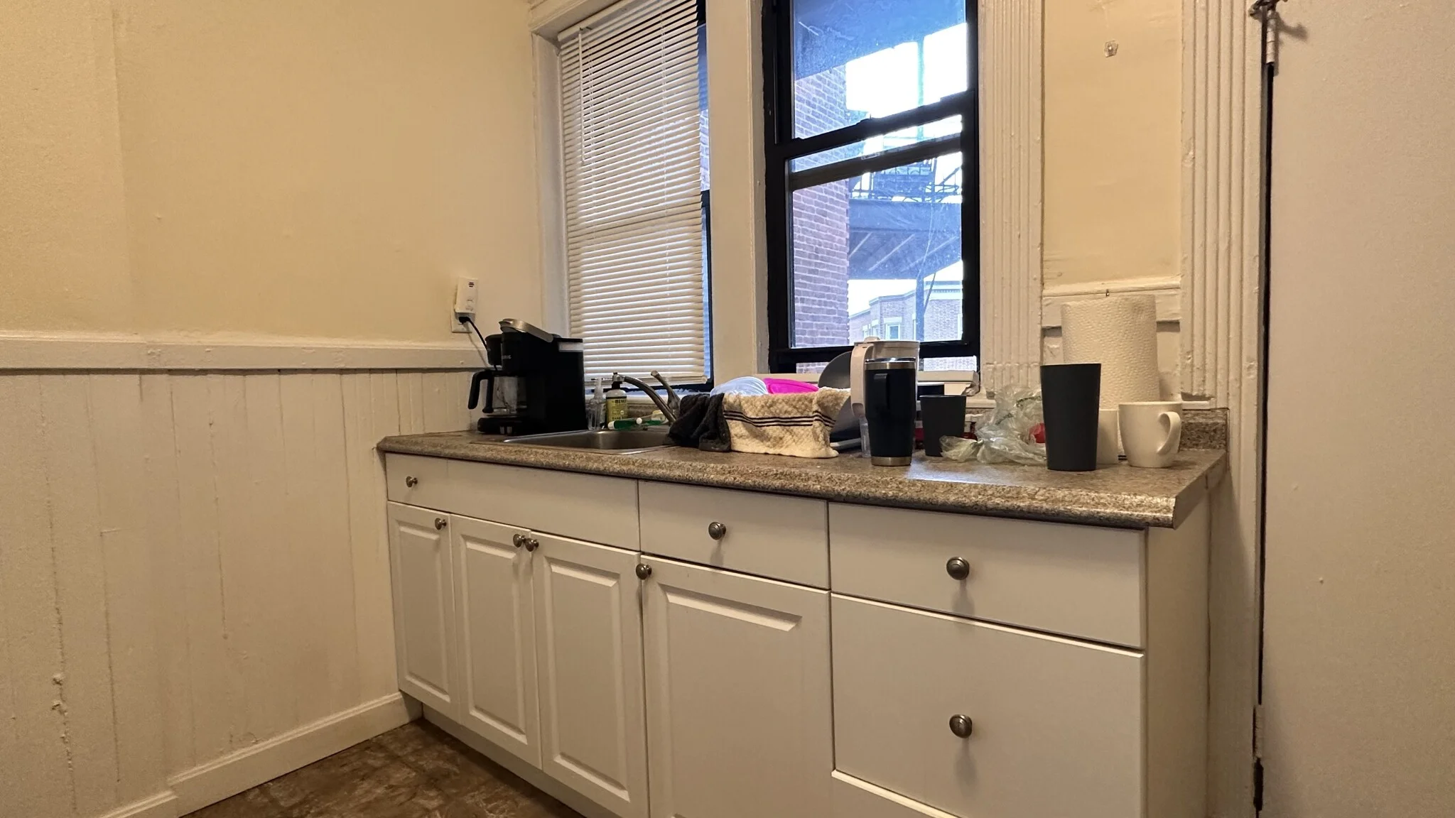 2 bed, 1 bath apartment for rent at 1961 Commonwealth Ave Unit 3, Brighton — photo 2 of 16