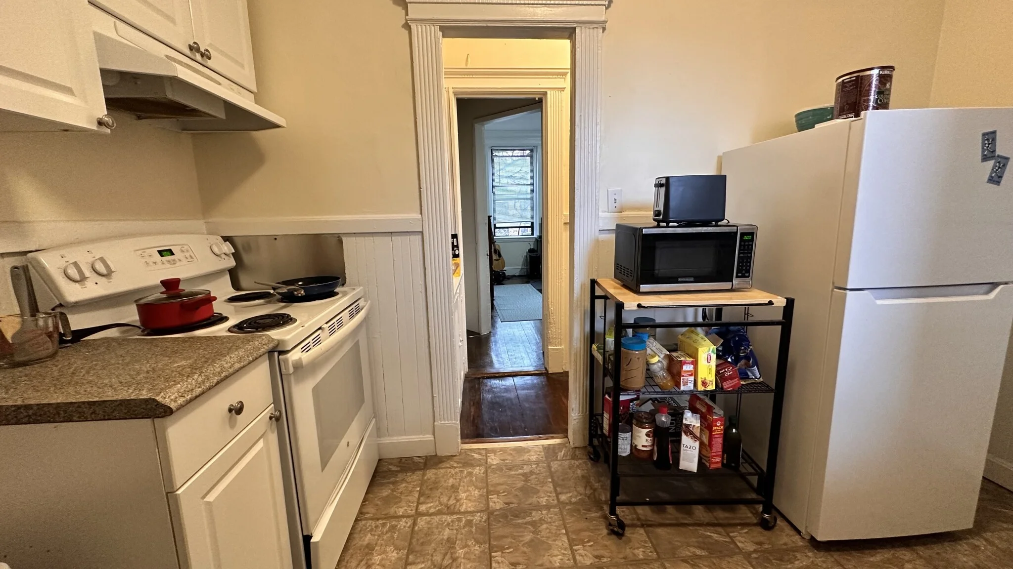 2 bed, 1 bath apartment for rent at 1961 Commonwealth Ave Unit 3, Brighton — photo 3 of 16