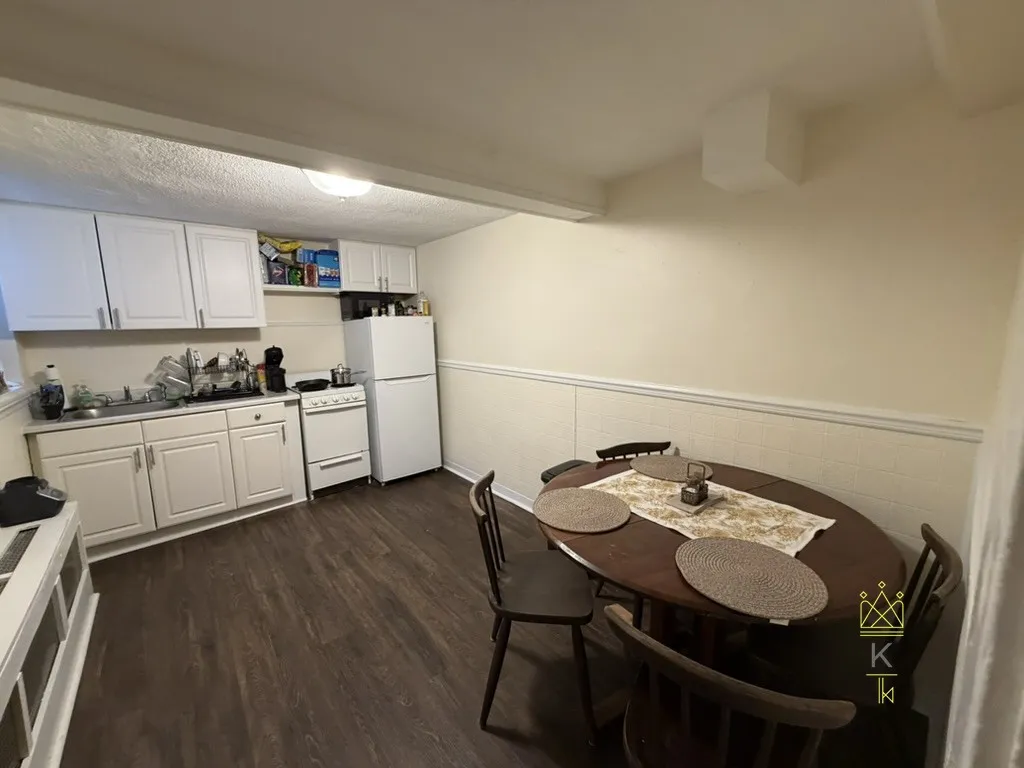 2 bed, 1 bath apartment for rent at 1961 Commonwealth Ave Unit B2, Brighton — photo 1 of 9