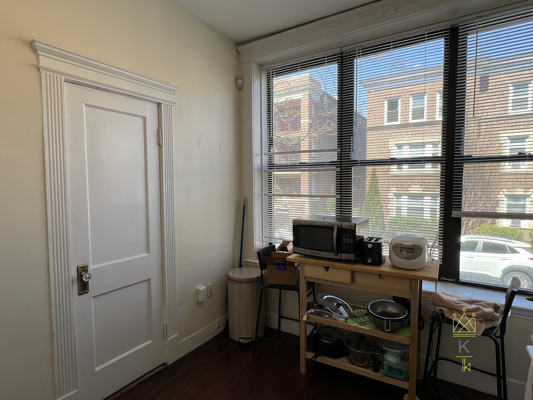 3 bed, 1 bath apartment for rent at 1963 Commonwealth Ave Unit 1, Brighton — photo 10 of 18