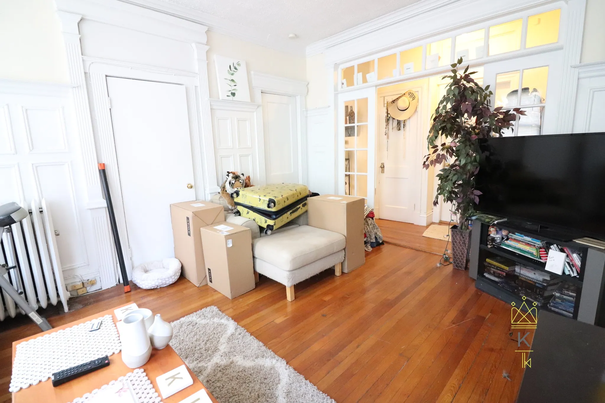 1 bed, 1 bath apartment for rent at 1963 Commonwealth Ave Unit 5, Brighton — photo 2 of 11