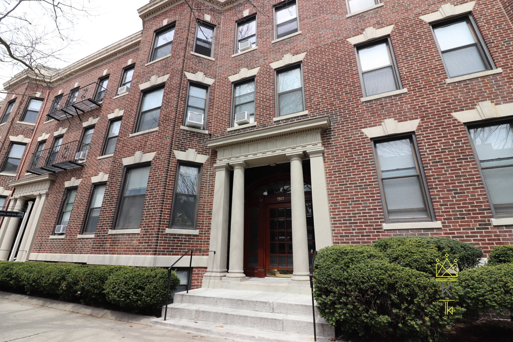1 bed, 1 bath apartment for rent at 1963 Commonwealth Ave Unit 6, Brighton — photo 12 of 14