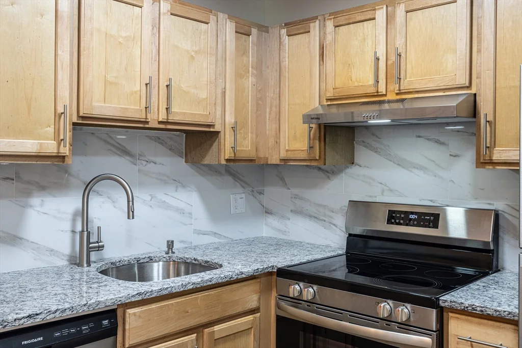 2 bed, 1 bath apartment for rent at 197 Calumet St Unit 12, Mission Hill — photo 4 of 11