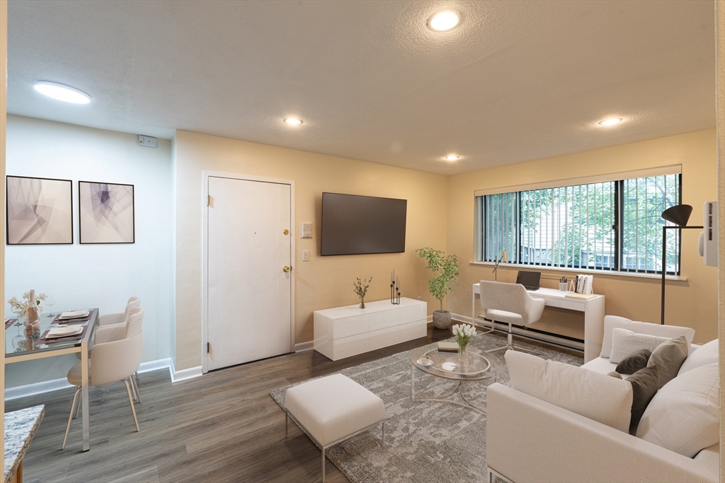 2 bed, 1 bath apartment for rent at 197 Calumet St Unit 8, Mission Hill