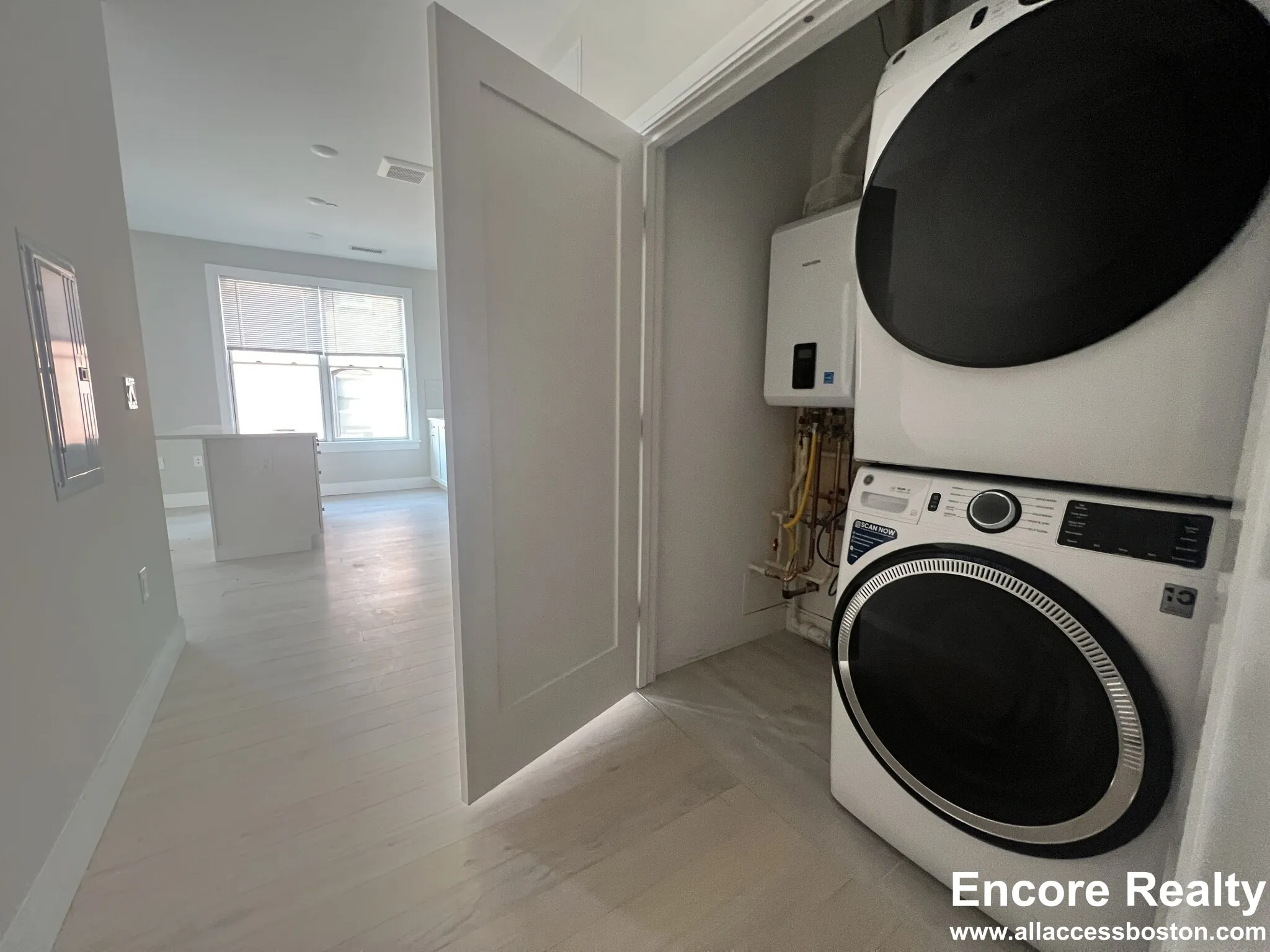 1 bed, 1 bath apartment for rent at 197 Green St Unit 303, Jamaica Plain — photo 4 of 19