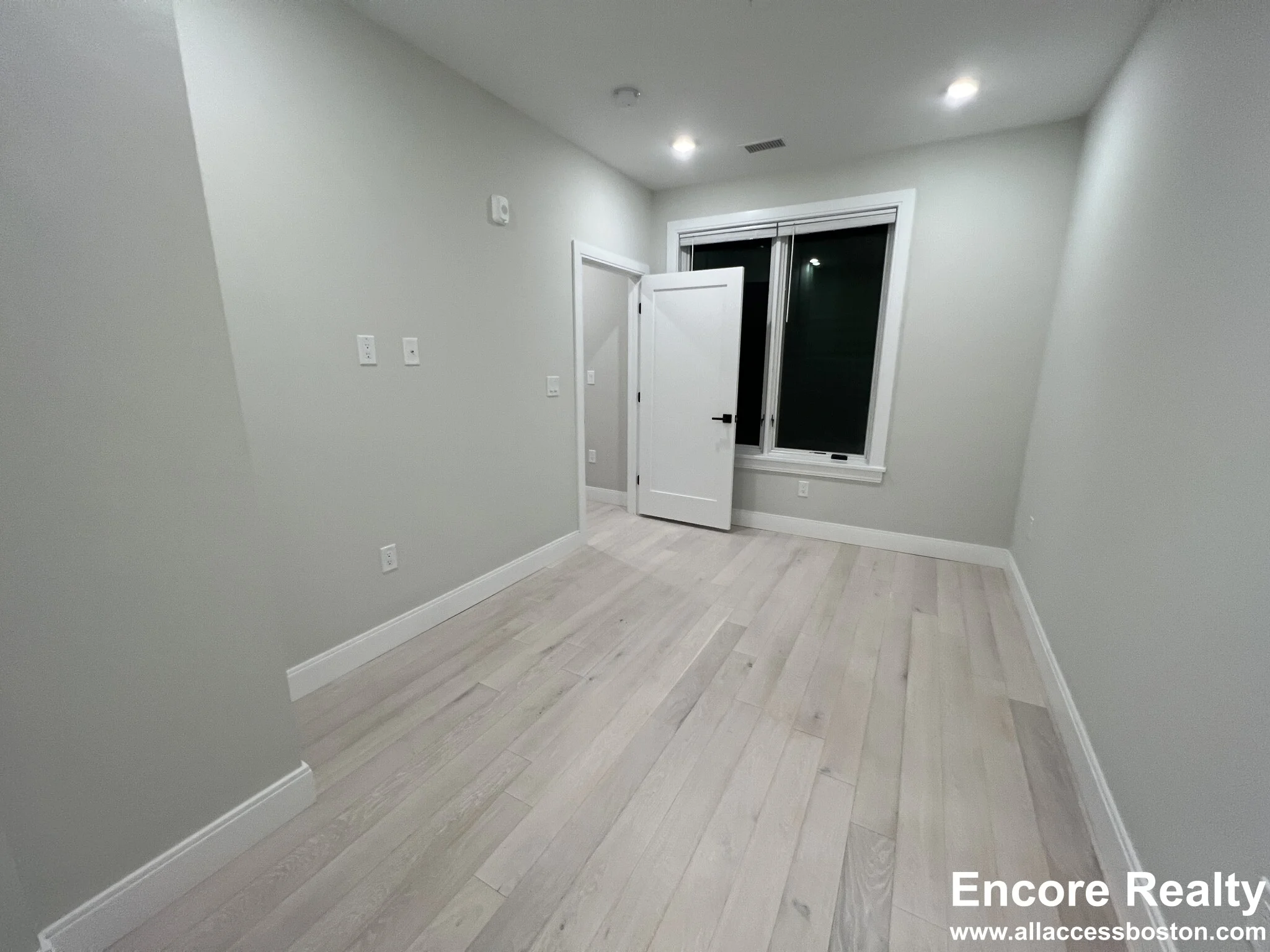 1 bed, 1 bath apartment for rent at 197 Green St Unit 405, Jamaica Plain — photo 15 of 16