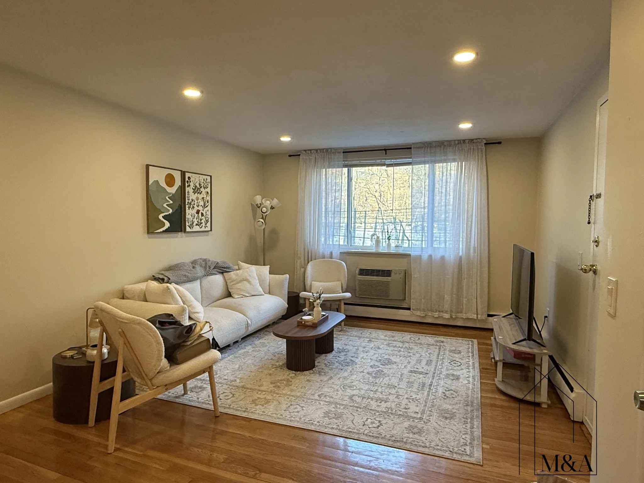 2 bed, 1 bath apartment for rent at 197 Kent St Unit 18, Brookline — photo 4 of 12