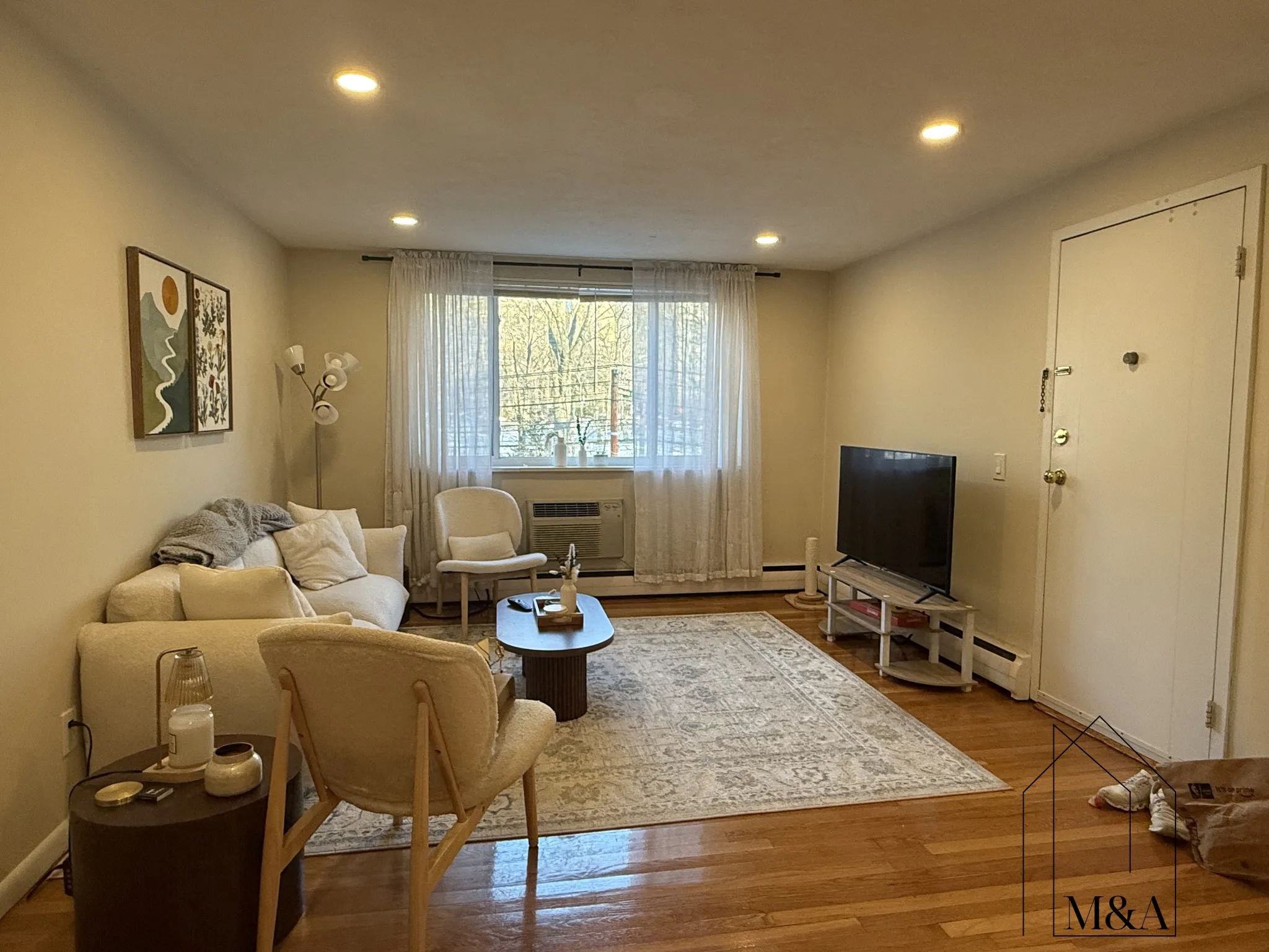 2 bed, 1 bath apartment for rent at 197 Kent St Unit 18, Brookline — photo 3 of 12