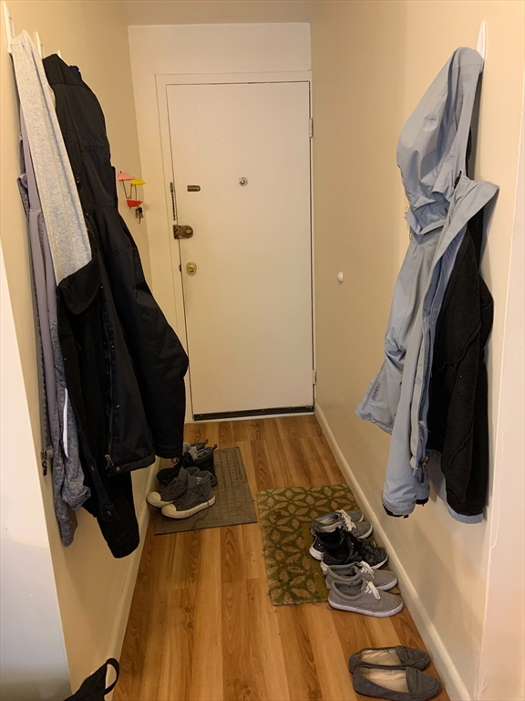 Studio bed, 1 bath apartment for rent at 197 Kent Unit B2, Brookline Village — photo 5 of 8
