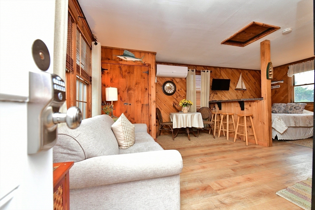 1 bed, 1 bath apartment for rent at 197 N Shore Blvd Unit 197A, East Sandwich — photo 15 of 29