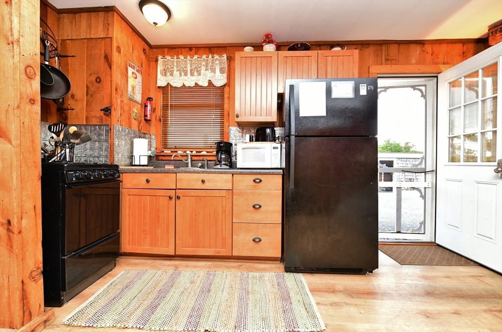1 bed, 1 bath apartment for rent at 197 N Shore Blvd Unit 197A, East Sandwich — photo 19 of 29