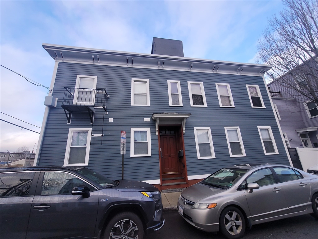 2 bed, 1 bath apartment for rent at 197 Otis St Unit 197A, East Cambridge — photo 2 of 11