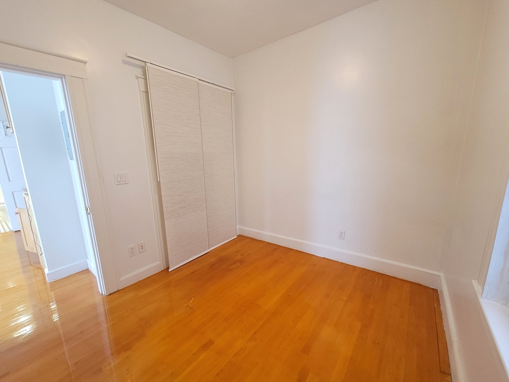 2 bed, 1 bath apartment for rent at 197 Otis St Unit 197A, East Cambridge — photo 10 of 11