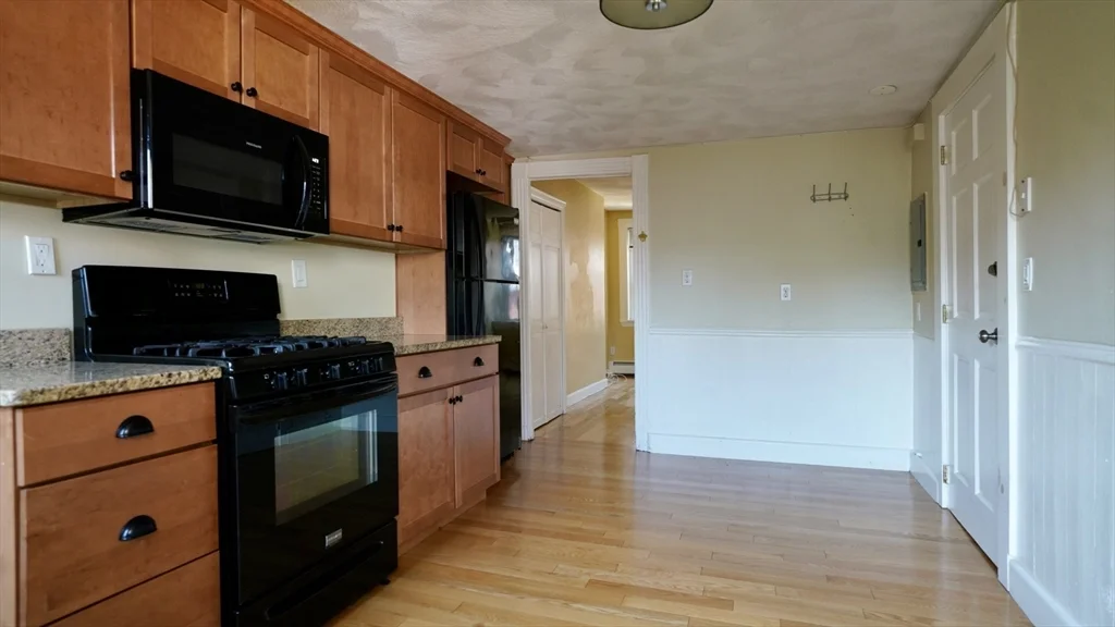 1 bed, 1 bath apartment for rent at 197 Salem St Unit 3, North End