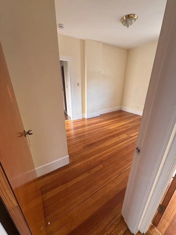 3 bed, 1 bath apartment for rent at 197 Sheridan Ave Unit 3, Medford — photo 3 of 6