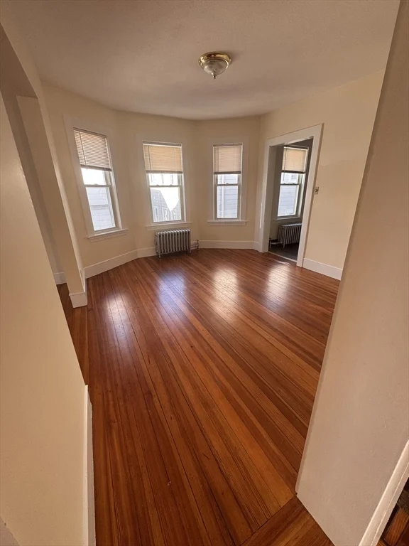 3 bed, 1 bath apartment for rent at 197 Sheridan Ave Unit 3, Medford — photo 4 of 6