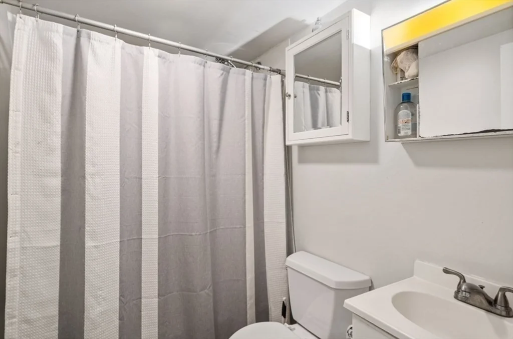 2 bed, 1 bath apartment for rent at 197 St Botolph Unit 1, Back Bay — photo 15 of 17
