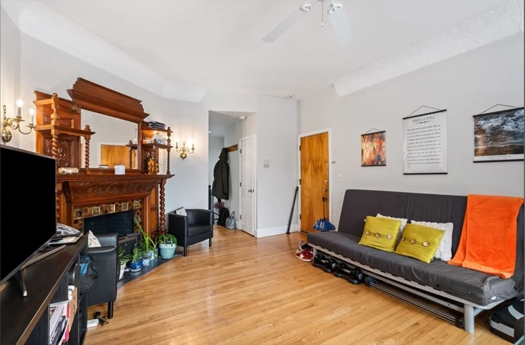 2 bed, 1 bath apartment for rent at 197 St Botolph Unit 1, Back Bay — photo 8 of 17