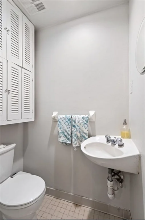 2 bed, 1 bath apartment for rent at 197 St Botolph Unit 1, Back Bay — photo 14 of 17