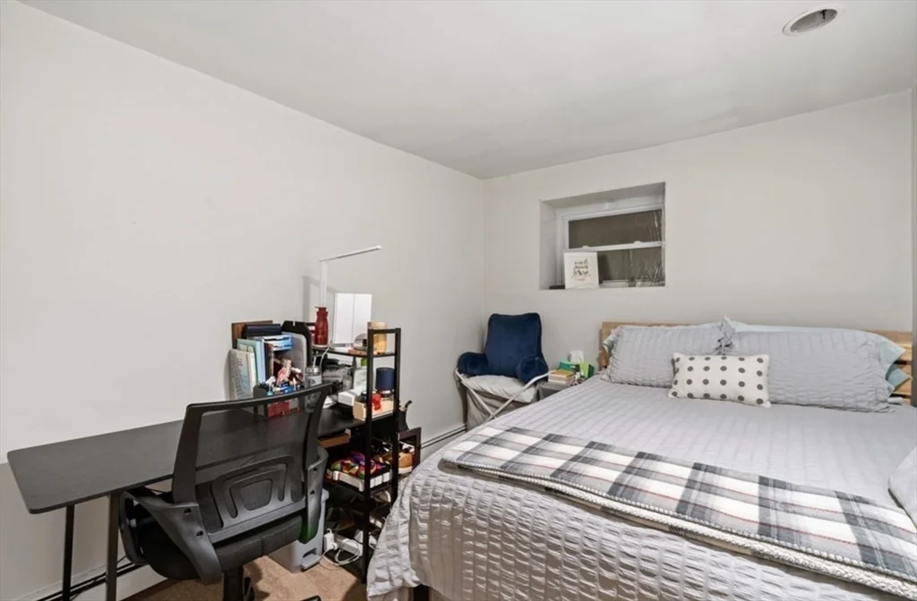 2 bed, 1 bath apartment for rent at 197 St Botolph Unit 1, Back Bay — photo 11 of 17