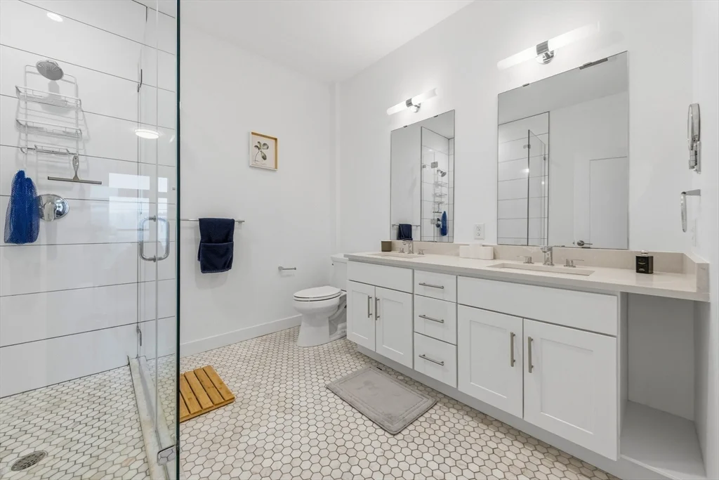 2 bed, 2 bath apartment for rent at 197 Washington St Unit 308, Union Square — photo 11 of 23