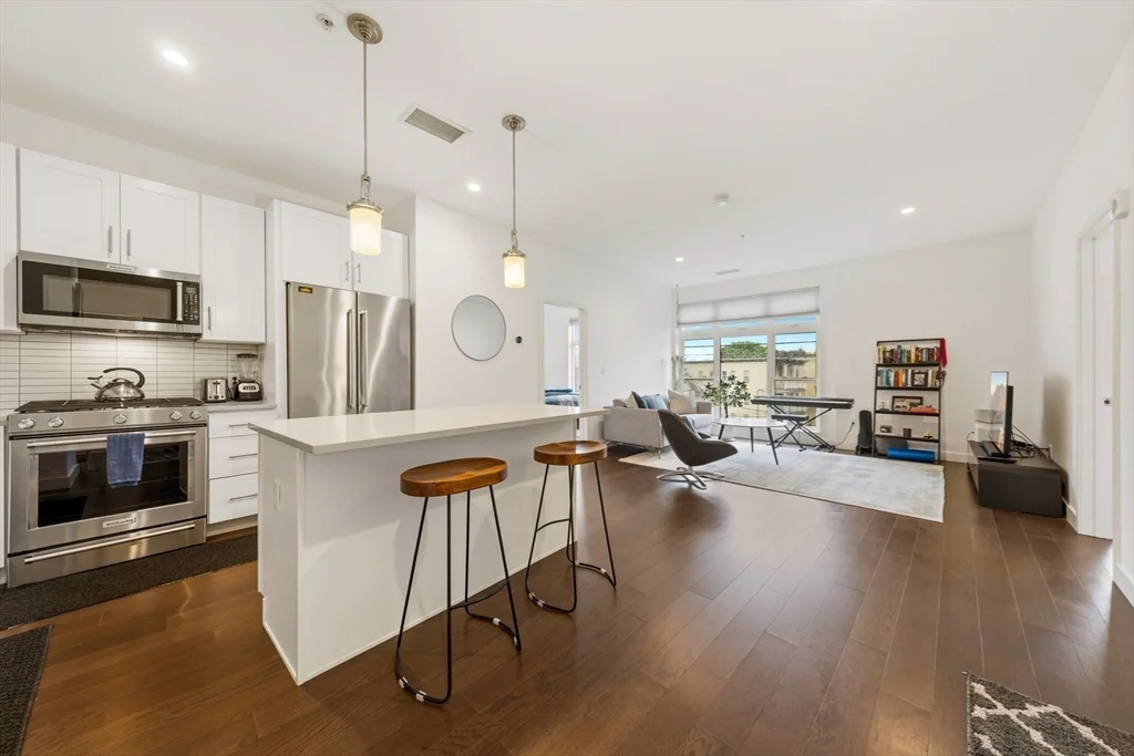 2 bed, 2 bath apartment for rent at 197 Washington St Unit 308, Union Square — photo 6 of 23