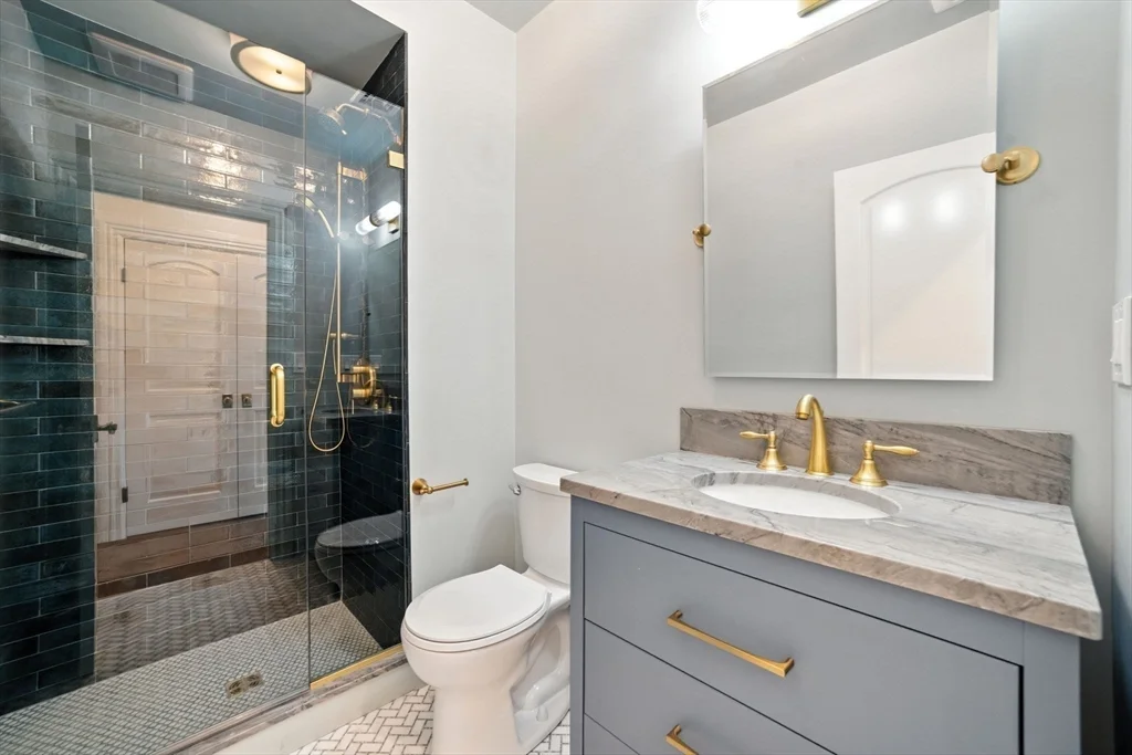 4 bed, 3 bath apartment for rent at 197 Winchester St Unit 197, Coolidge Corner — photo 20 of 42