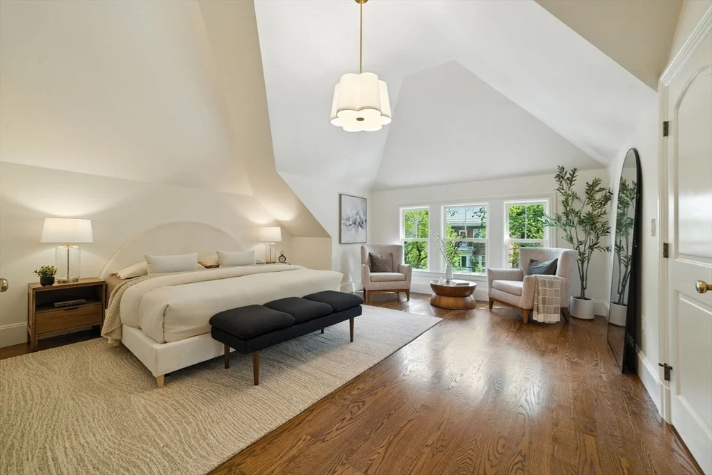 4 bed, 3 bath apartment for rent at 197 Winchester St Unit 197, Coolidge Corner — photo 29 of 42