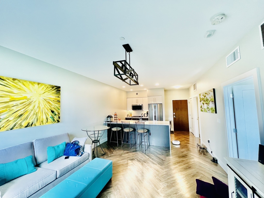 1 bed, 1 bath apartment for rent at 1973 Dorchester Ave Unit 5001, Dorchester
